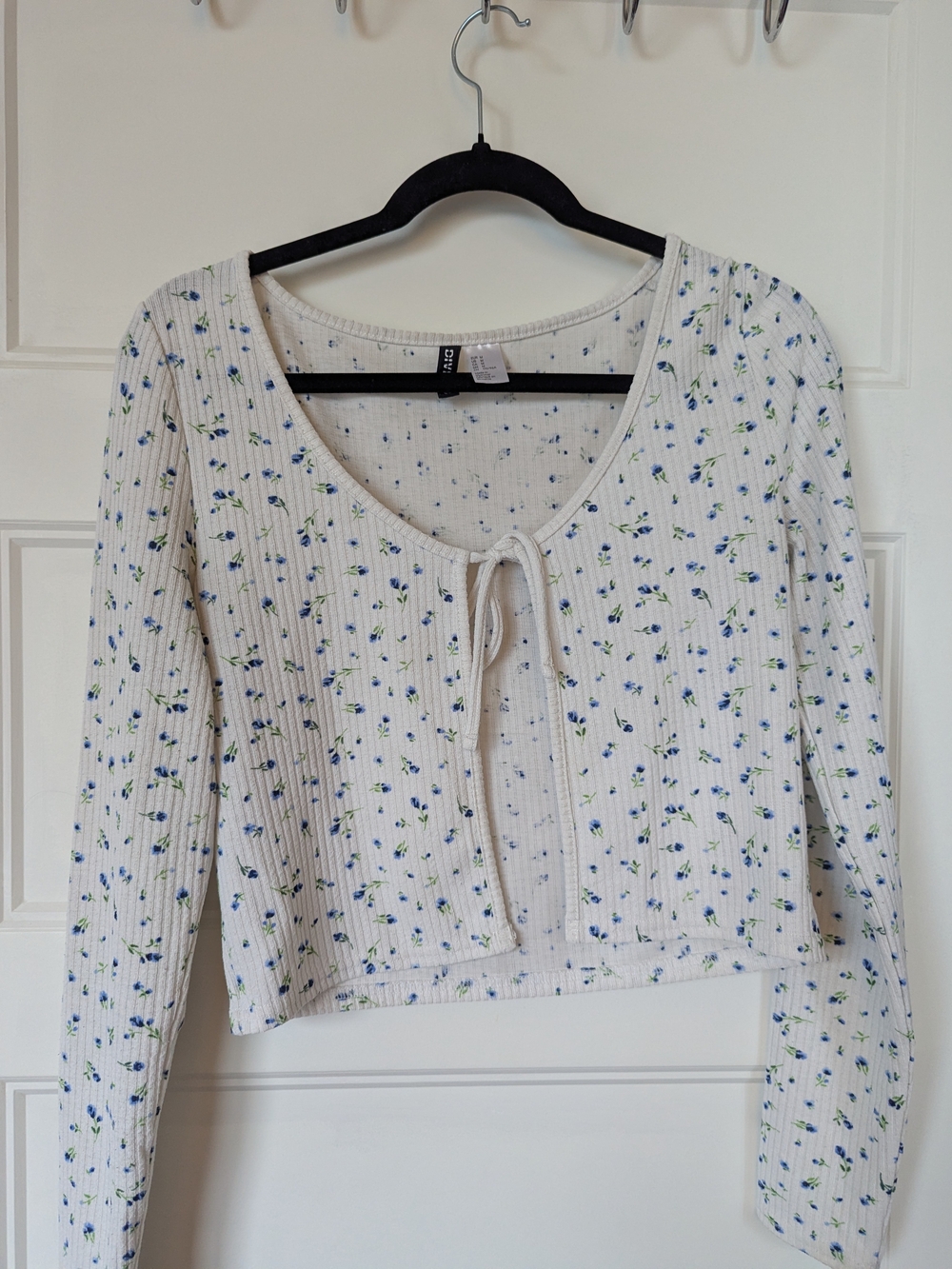 Divided Cream Ribbed Tie-Front Cardigan with Blue & Green Floral Print